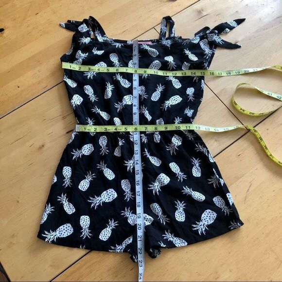 Mia Chica Cold Shoulder Pineapple Print Romper - Picture 8 of 10